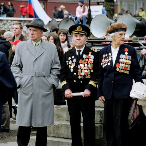 Soldats vétérans en tenue