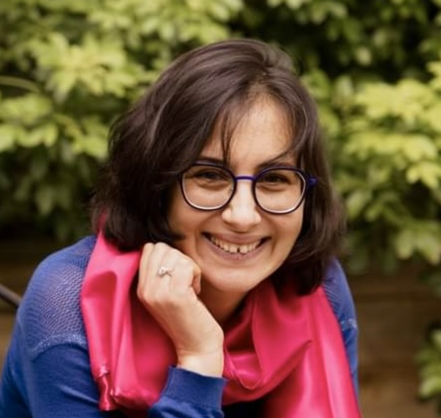 Mouna El Gaied par Helio Studio